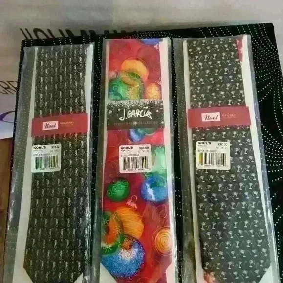 Men's Christmas neckties set of three purchase from Kohl's new with tags - Picture 1 of 6